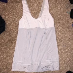 Lululemon tank